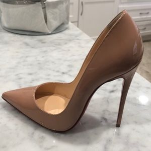 Authentic Christian Louboutin heels SZ 6